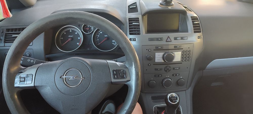 Opel Zafira B 1.9 CDTI 150 CP | AC