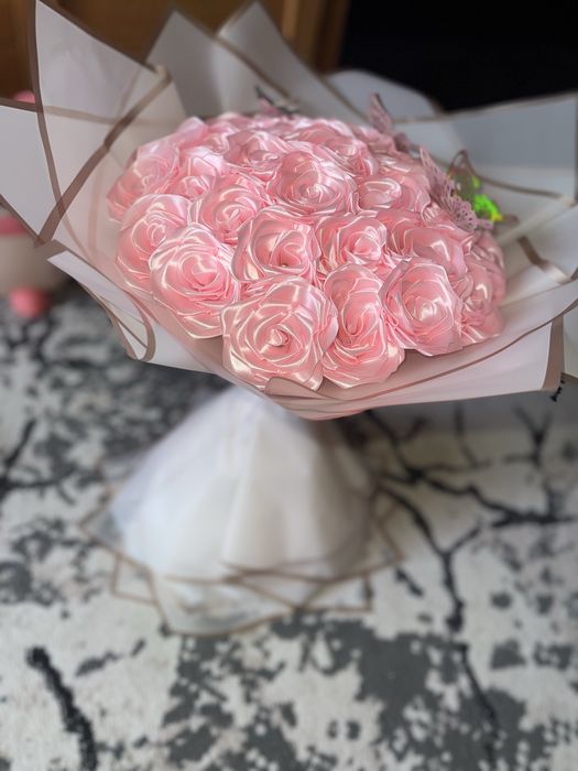 Букет из атласной ленты