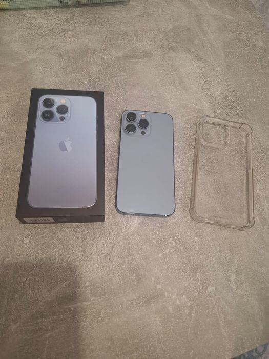 Продам 13про память 128г с документами