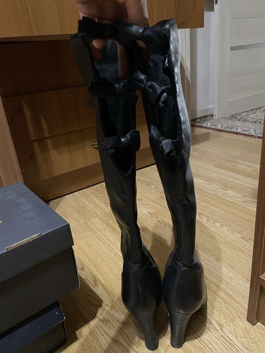 Продам женские сапоги