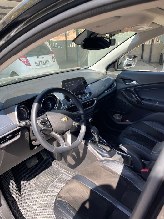 Tracker Premier Plus