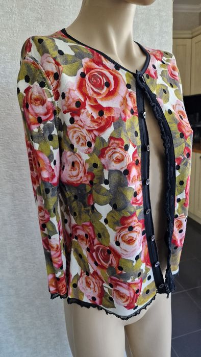 Жилетка и сатенено яке