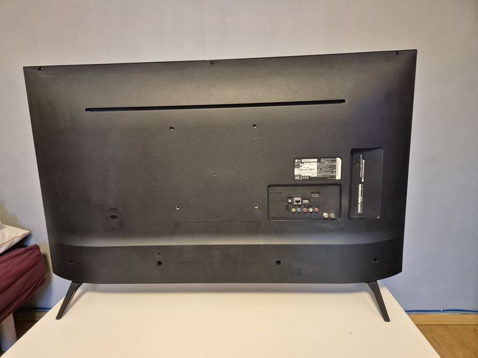 Televizor LG 108cm (43UN73003LC) + Magic Remote
