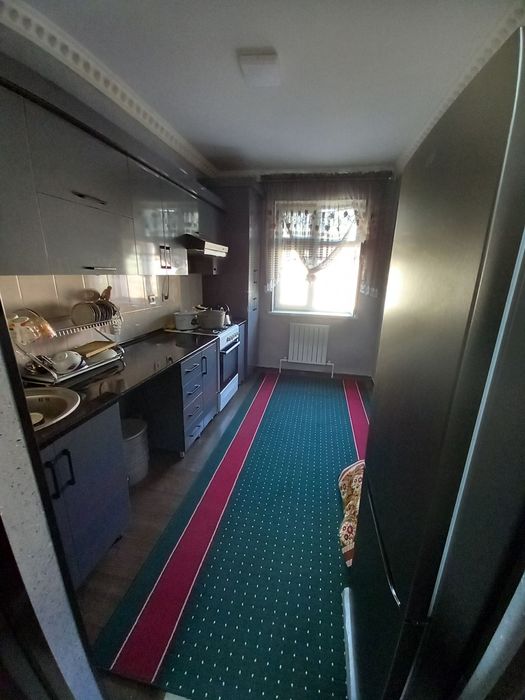 Motrid 3 xonali sotiladi