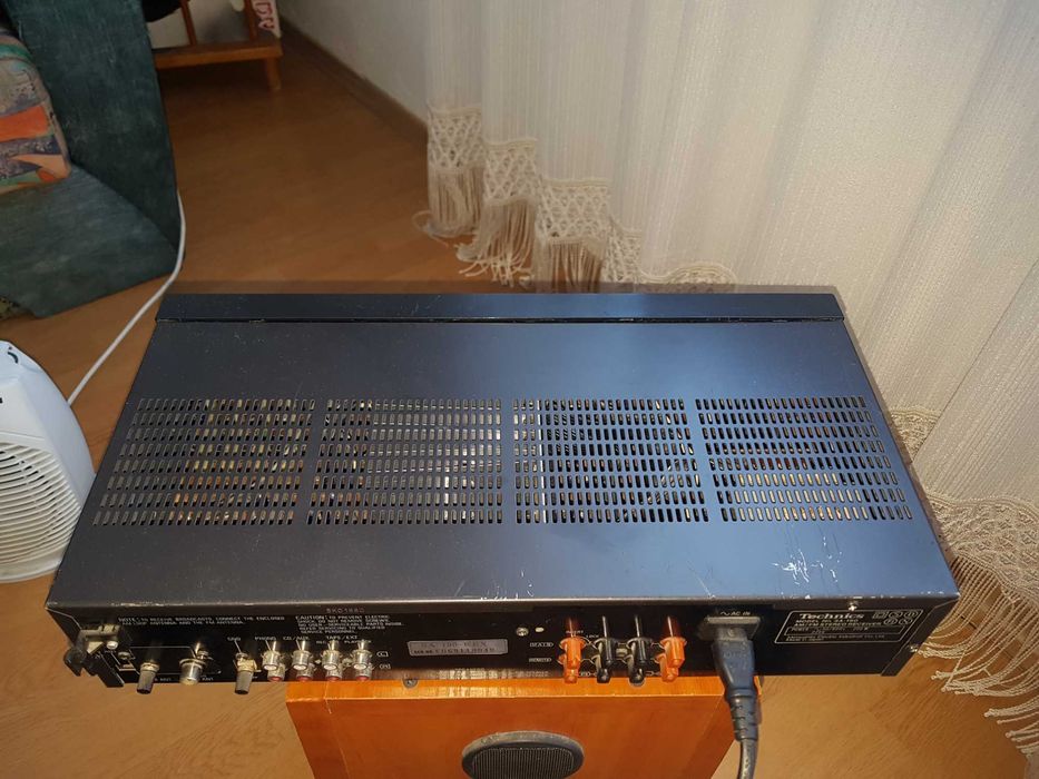Продавам  ресивър Technics sa 190