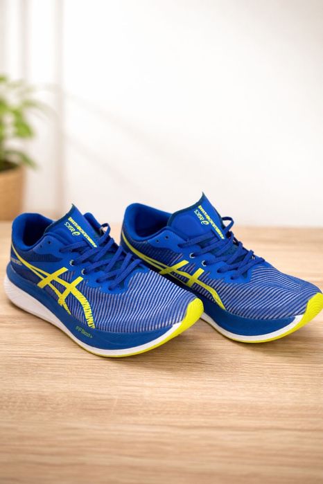 Ассикс кросовка новый