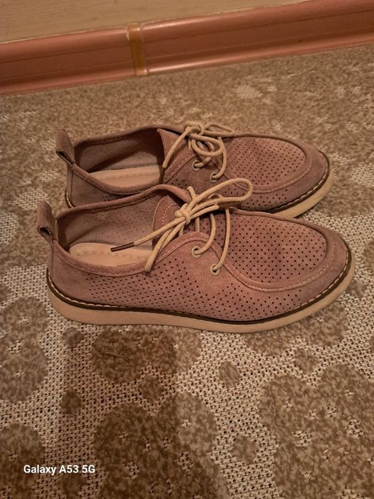 Женский ботинка сатылады