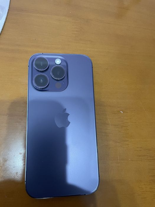 Iphone 14 pro purple