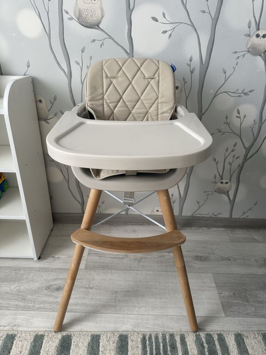 Стульчик для кормления, в отличном состоянии