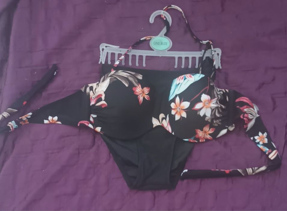 Дамски бански костюми