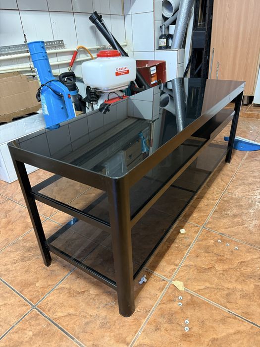 Comoda TV structura metalica cu polițe din sticla