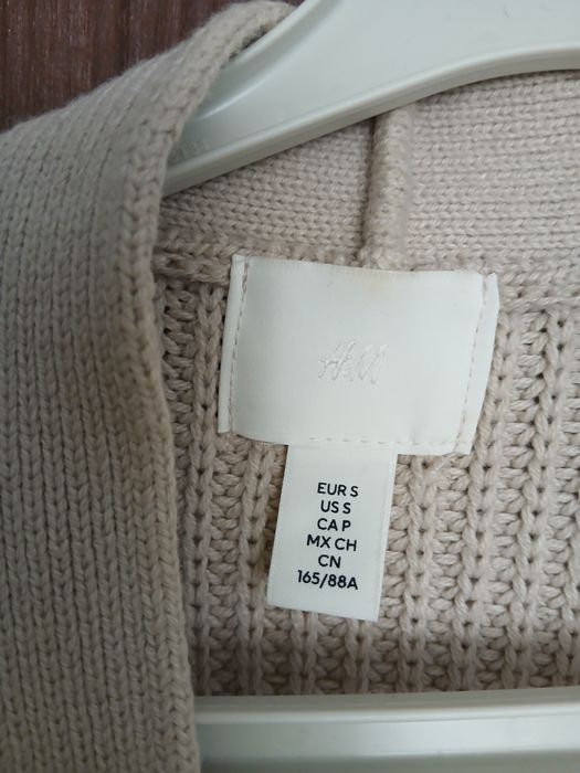 Жилетка дамска Н&М, къса, уголемена