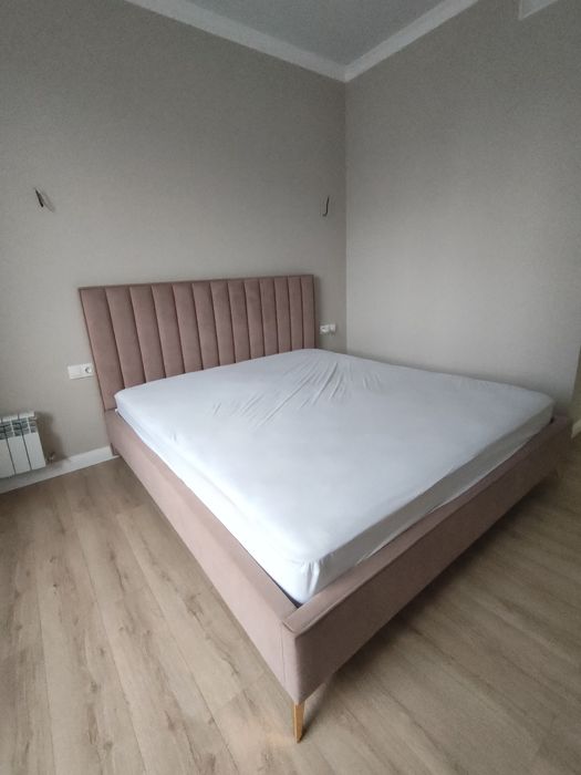 Продам кровать 200х180