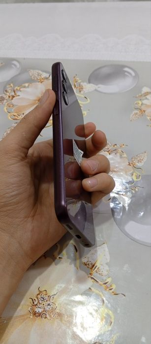 Samsung A 24  128 GB xotira