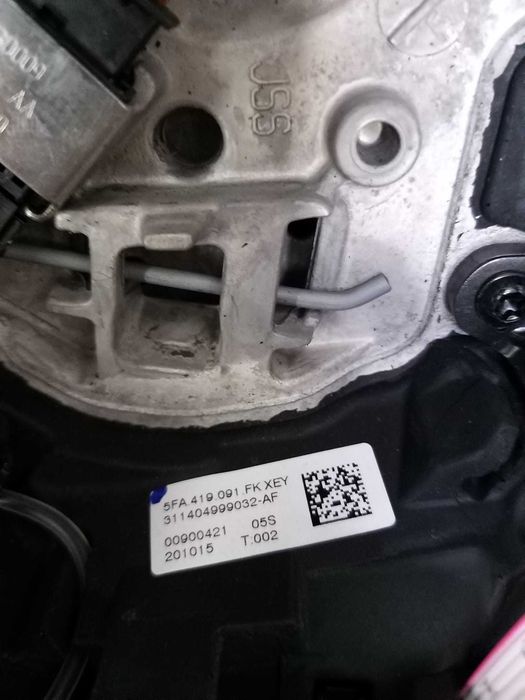 Volan piele in 3 spite cu comenzi,buton start stop,padele acceleratie seat cupra formentor 5fa419091