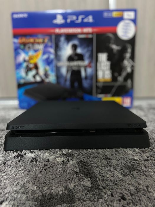 PlayStation 4 slim 1 TB