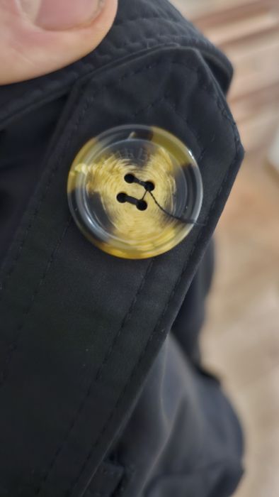 Sapca și palton Burberry