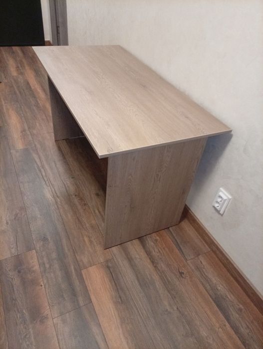 Birou și scaun de vânzare stare buna
