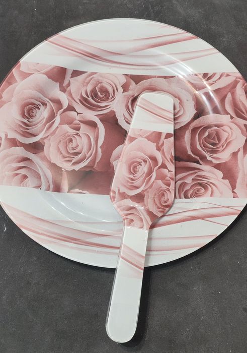 Посуду продам новая