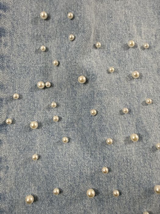 Светли дънки с перли