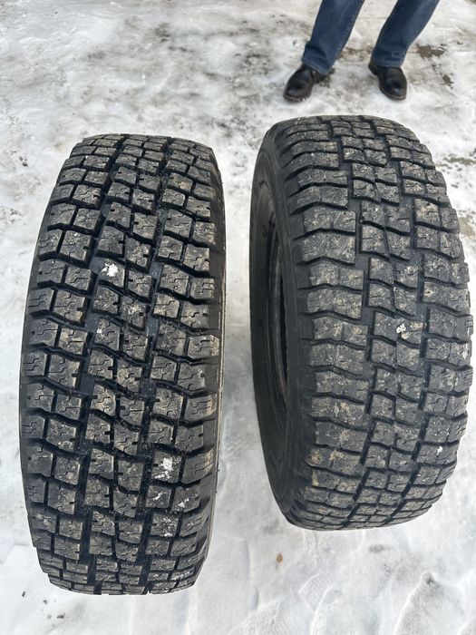 Продам автошины на УАЗ 235/75 R15
