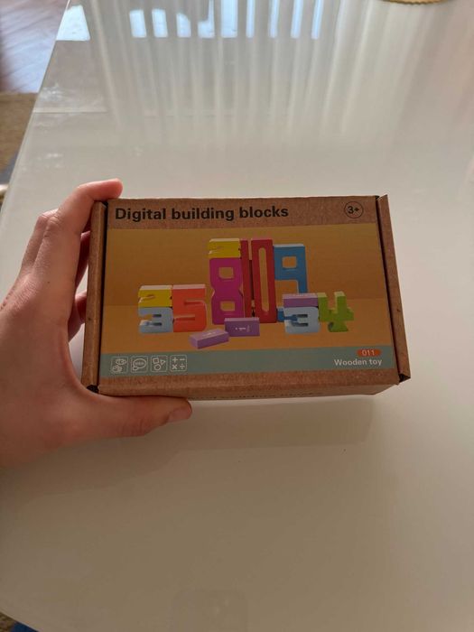 Математически Кубчета с Числа - Учене и Игра