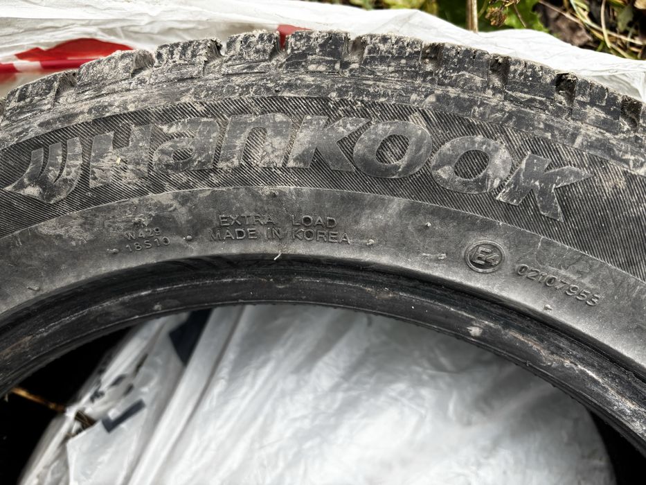 Шины hankook  шипы на месте ездил три сезона