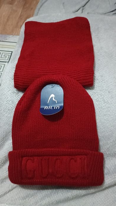 Продам шапку +снуд.Для девочки.Цена 1500.