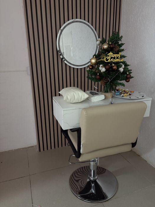 Кресло парихмакерское