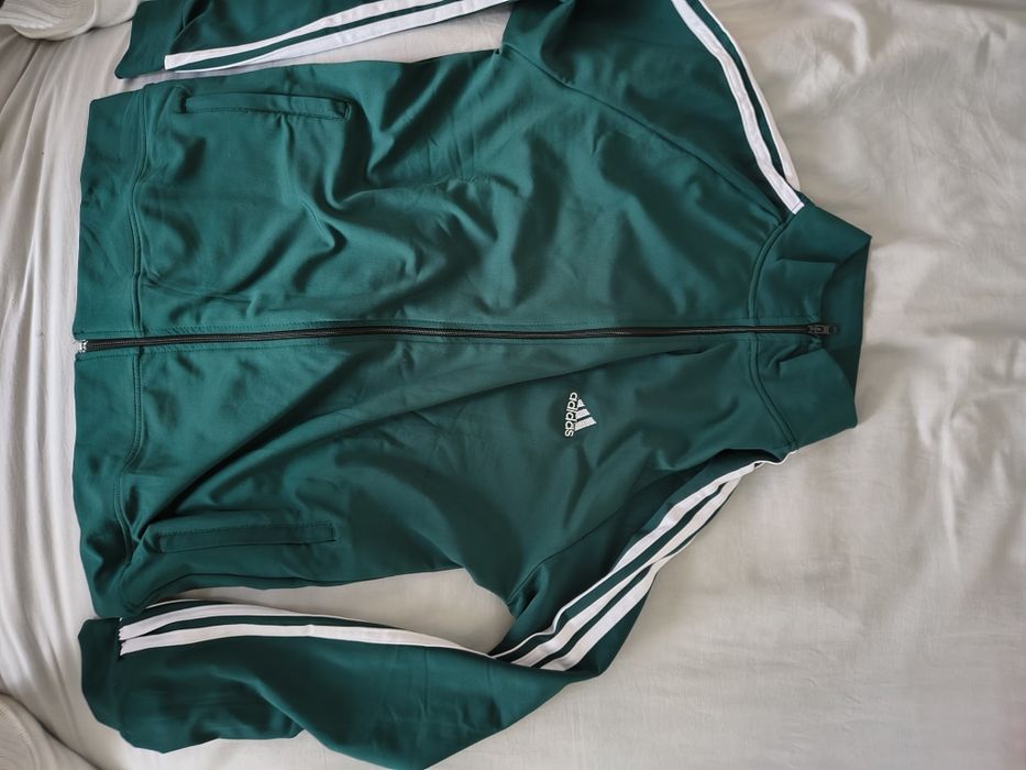 Trending Adidas verde