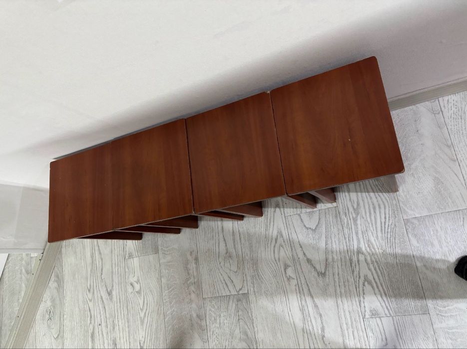 Продаю кухонный стол комплект