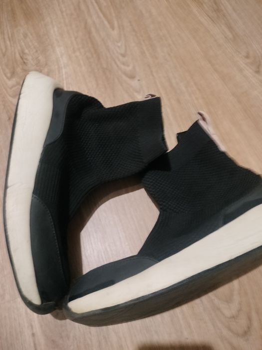 Vand pulovere femei+ghete Zara