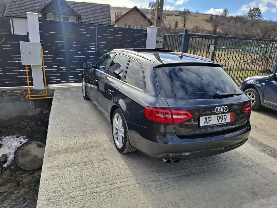 Audi A4/B8.5/S-line/Quattro /Navi/Xenon/Panoramic/Scaune Sport/Euro 5