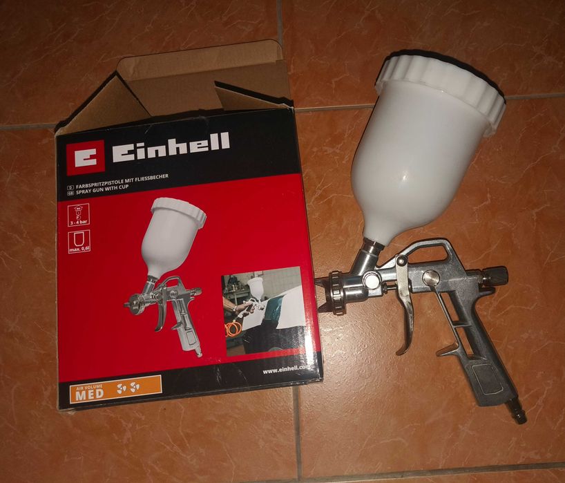 Pistol de vopsit + furtun de racord la compresor 10 m