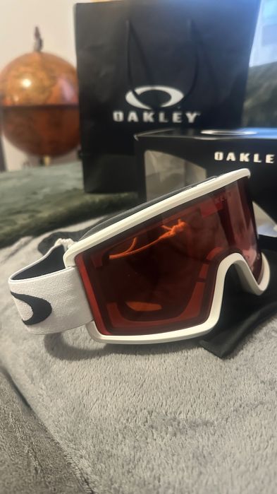 NEW Oakley Ски Маска