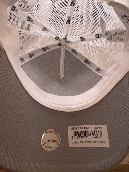 Sapca gri New Era Clean Trucker New York Yankees