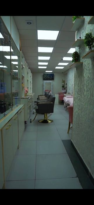 Салон красати барбер шоп косметология помишения 110м2 продам  готовый