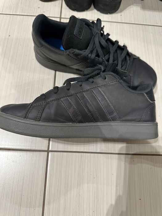 Маратонки Адидас 38