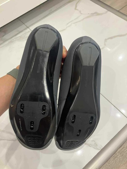 Шпайкове / дамски обувки за колоездене Shimano