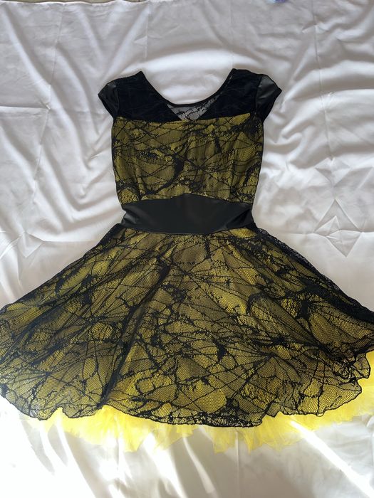 Дамски рокли