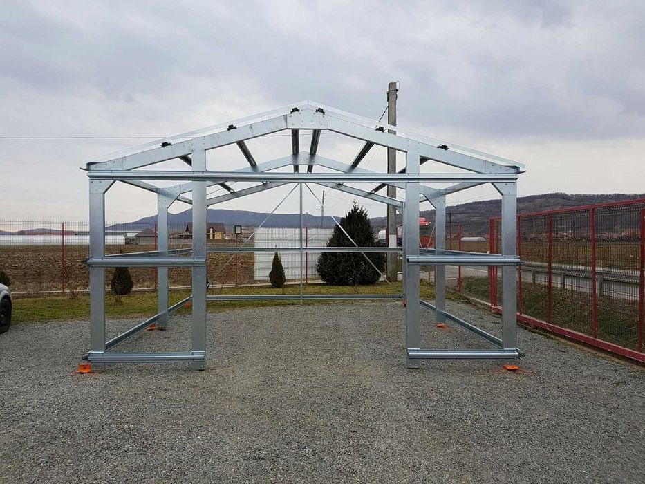 Casa Modulara, Garaje Auto, Containere din panou sandwich termoizolant