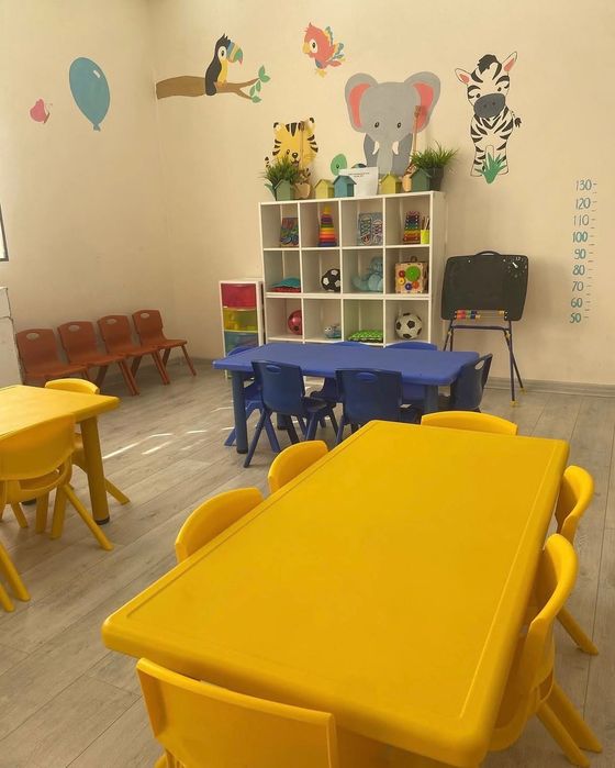 Матрас подушки столы стулья детские