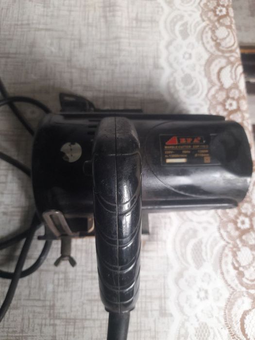 Продаётся пчёлка пила