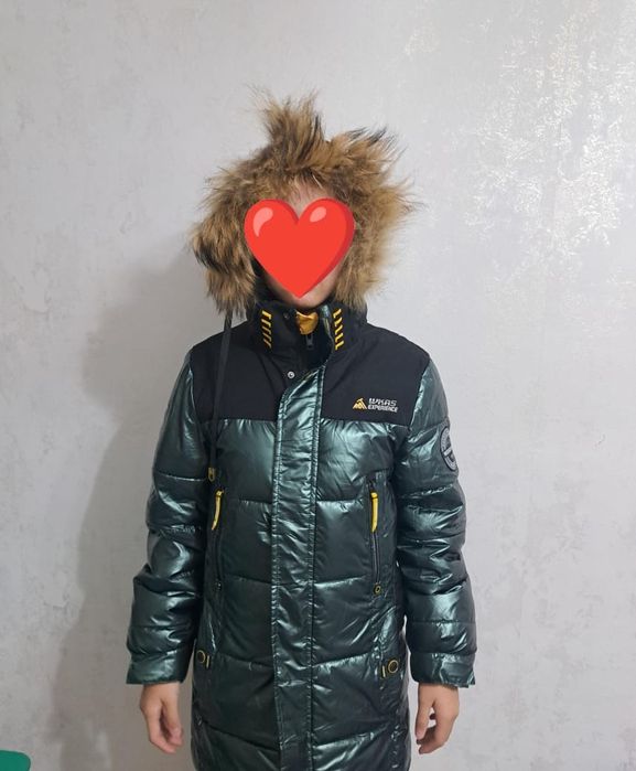 Куртка на мальчика лет 8-12