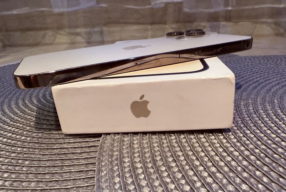 iPhone 14 pro max 256 GB silver