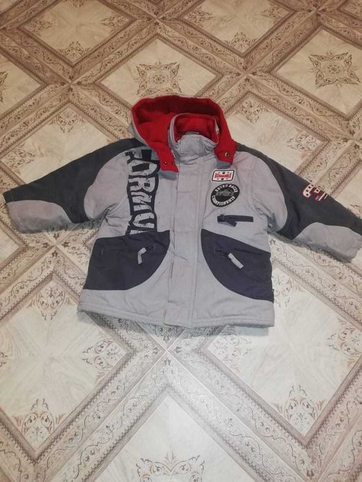 Куртка на мальчика облегченная