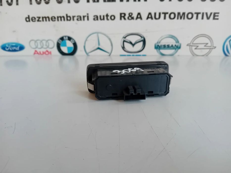 Buton interior Deschidere Portbagaj Haion Volvo S90 V90 An 2016-2020