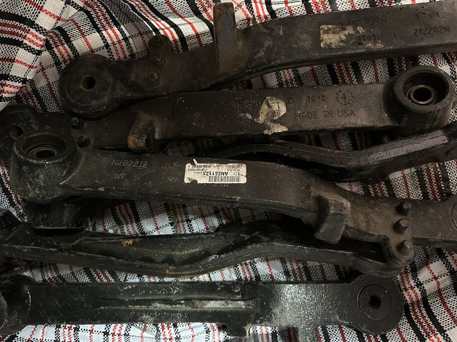 Запчасти ДжонДир