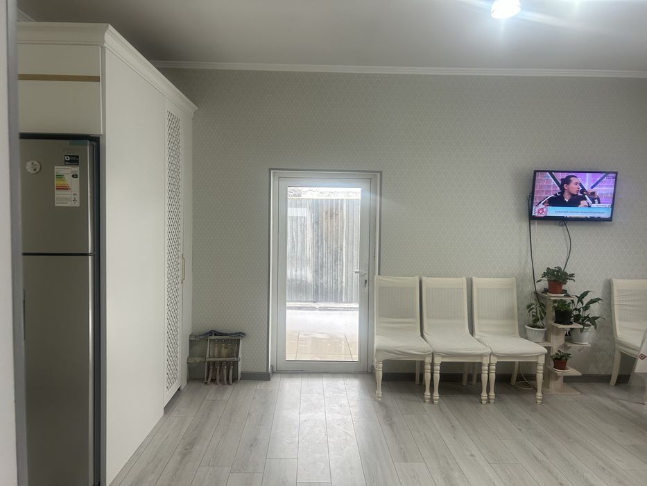 Үлкен үй сатылады.