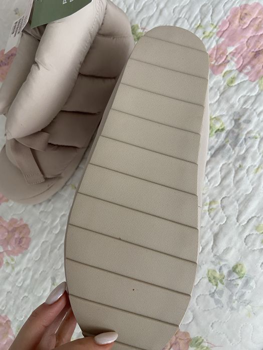 Нови дамски домашни пантофи H&M